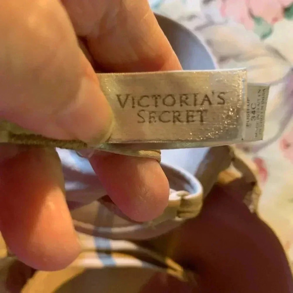 Victoria Secret Women Tan Bra Size 34 C - Picture 12 of 13